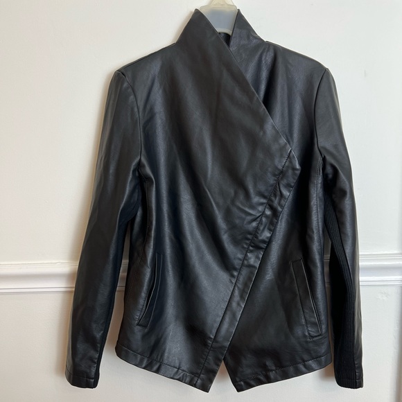 DAKOTA Gabrielle Faux Leather Moto Jacket - Picture 5 of 16